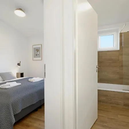 Amazing In Lembruch-duemmer With Kitchen Holiday home Lembruch
